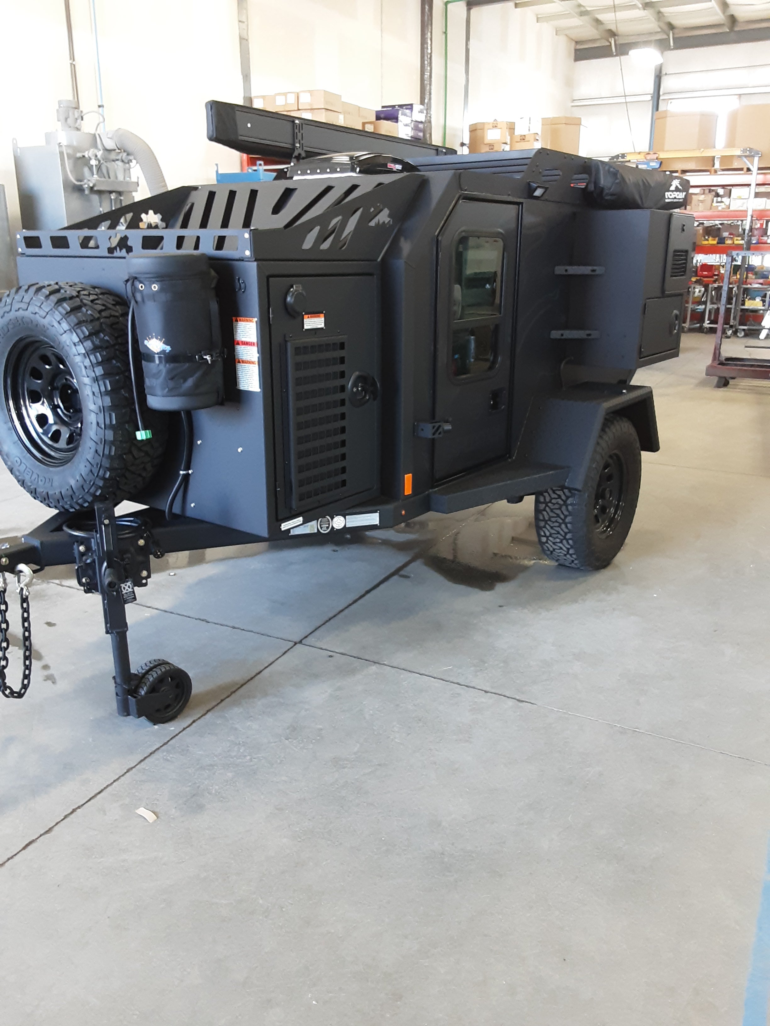 2026 EXPEDITION 3.0 MIDNIGHT SPECIAL EDITION OVERLAND TRAILER (#T110 3028)