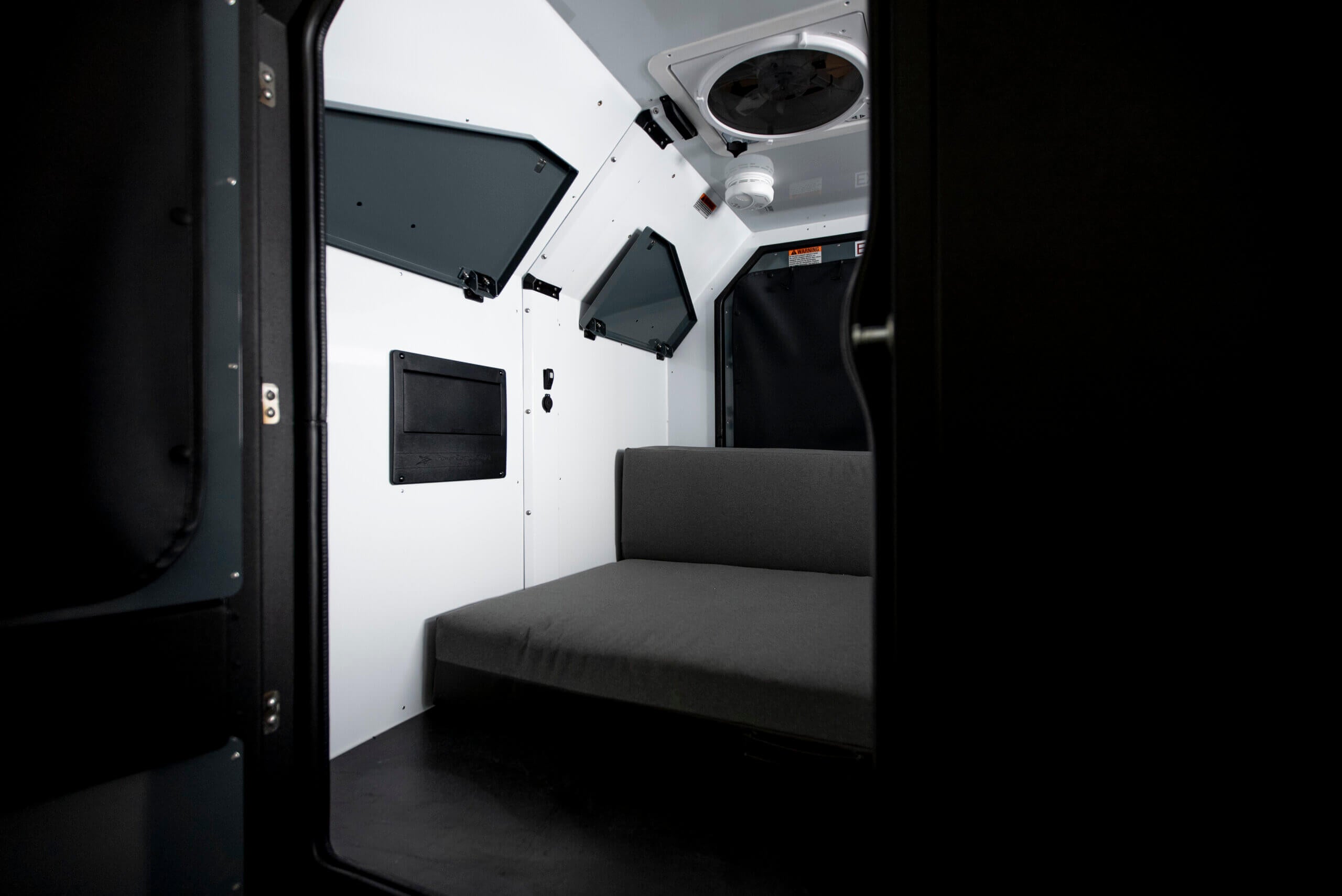 2024 SPROCKET OVERLAND TRAILER (#R110 3017)