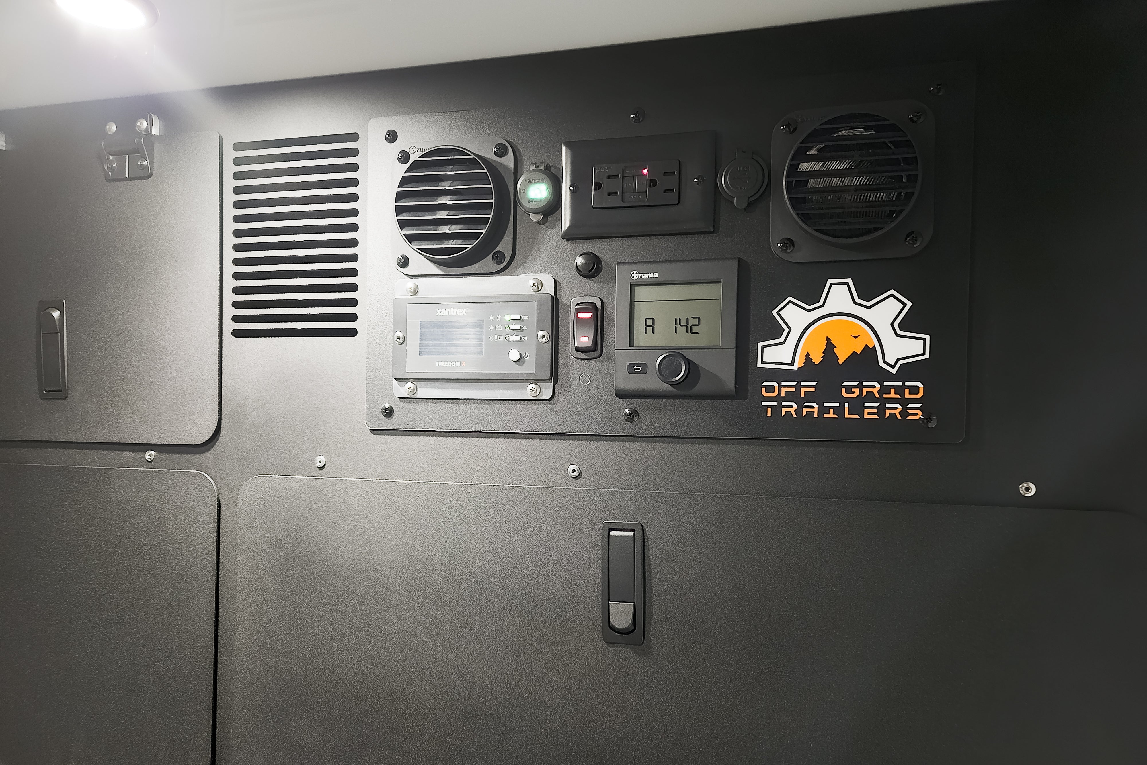 2026 Pando 3.0 Huntsman Special Edition - (T110 3005)