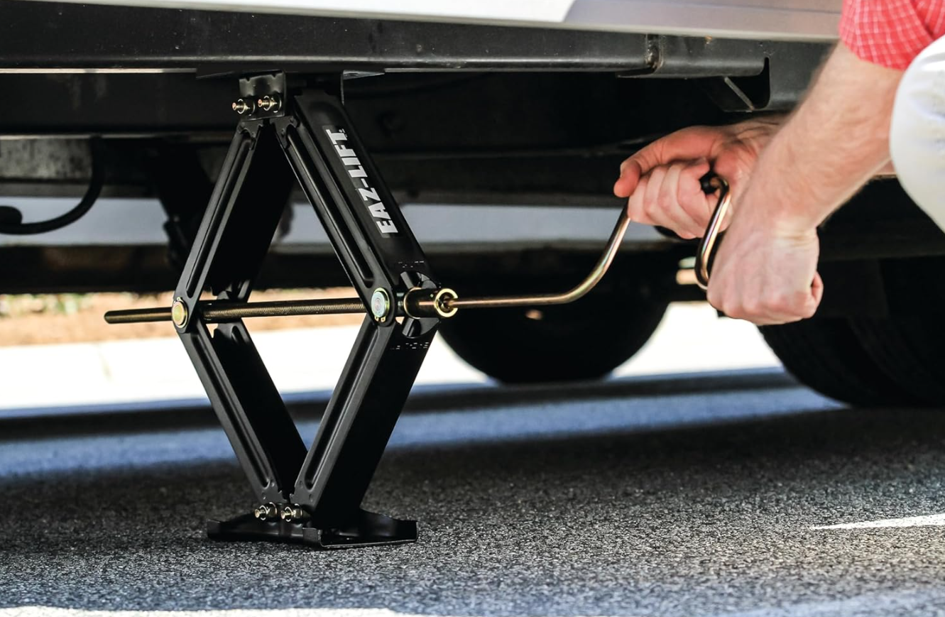 Camco EazLift 30" Scissor Jack - 5,000lb Rating - Set of 2