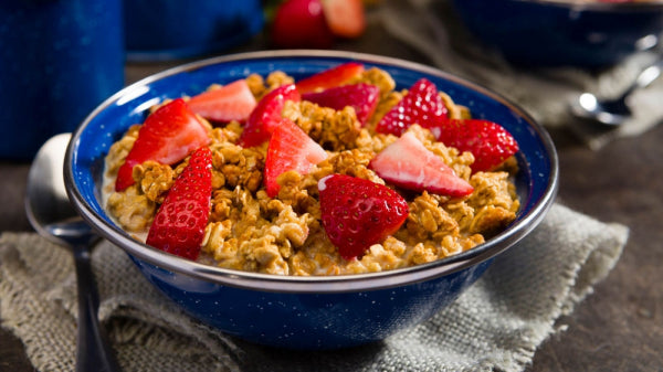 Peak Refuel Strawberries & Granola With Milk